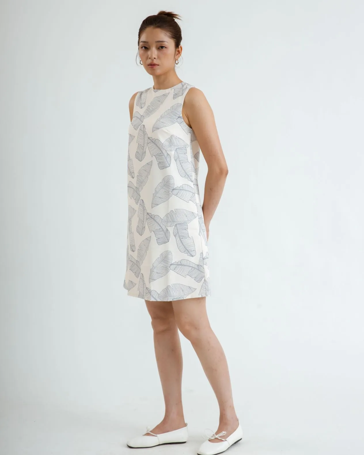 Printed Floral Sleeveless Dress (Printed)
