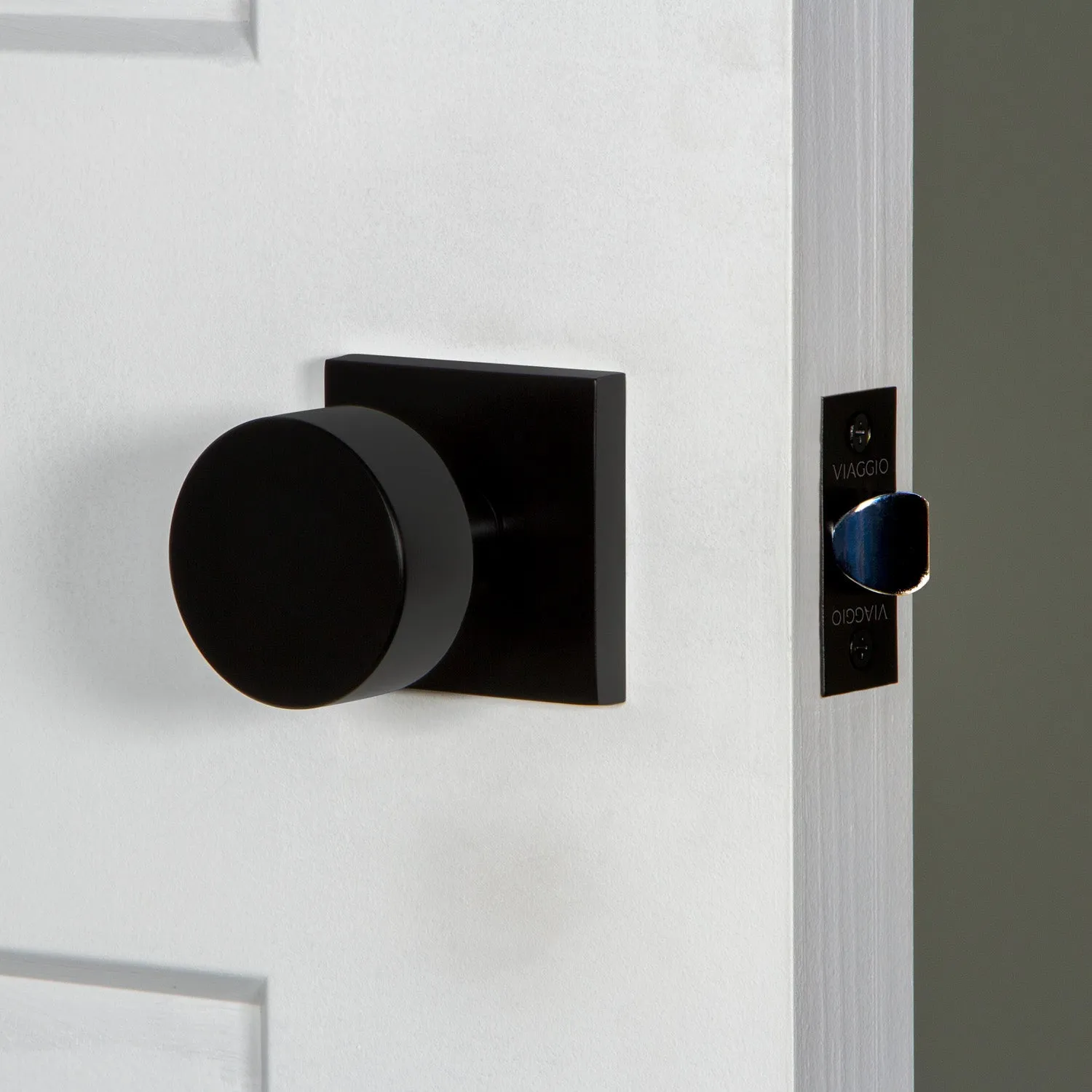 Quadrato Rosette with Circolo Knob in Satin Black