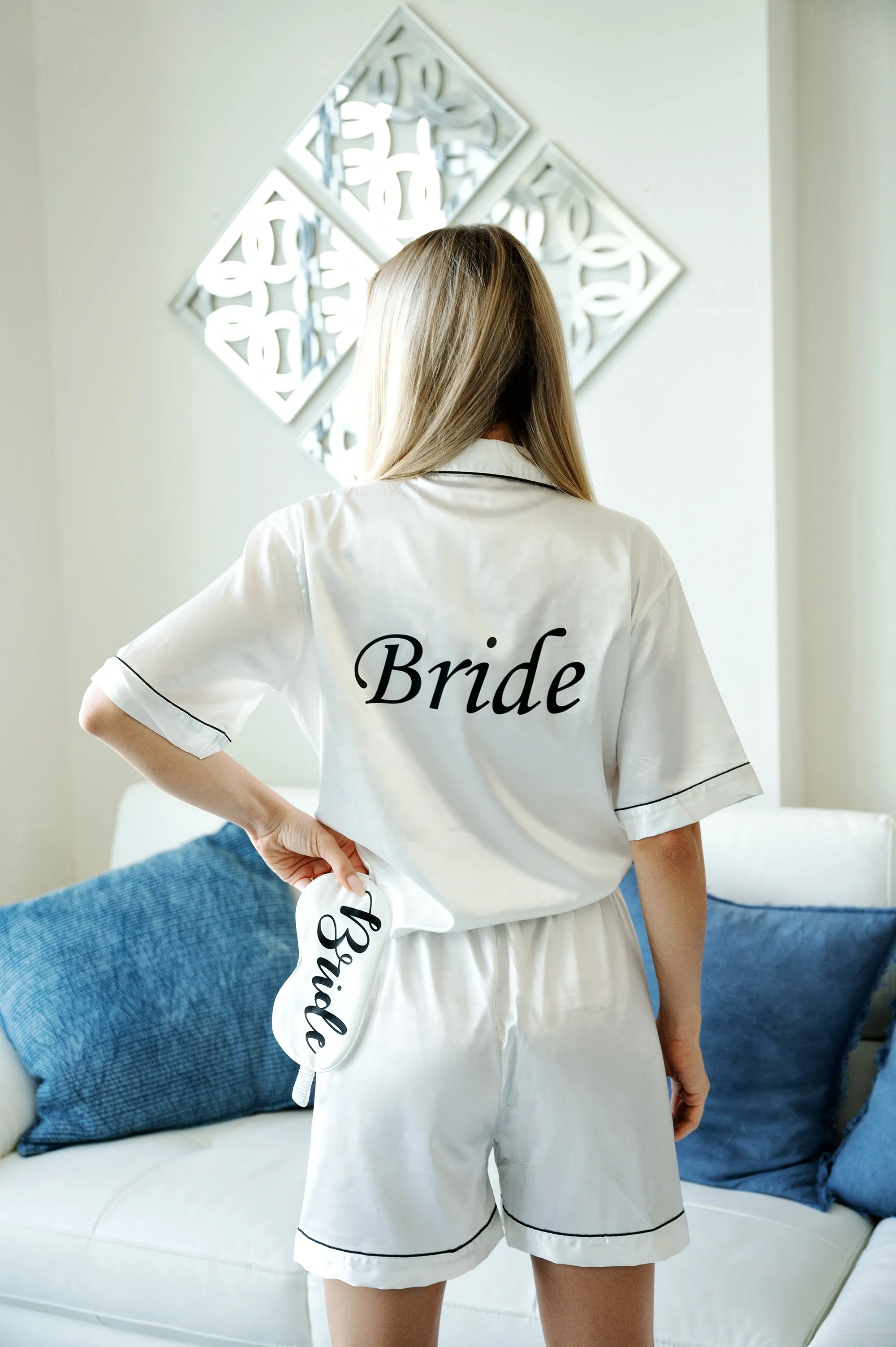 Set of 6 Custom Satin Bridesmaids Pajamas for Sleepover Bachelorette Party - Short   short