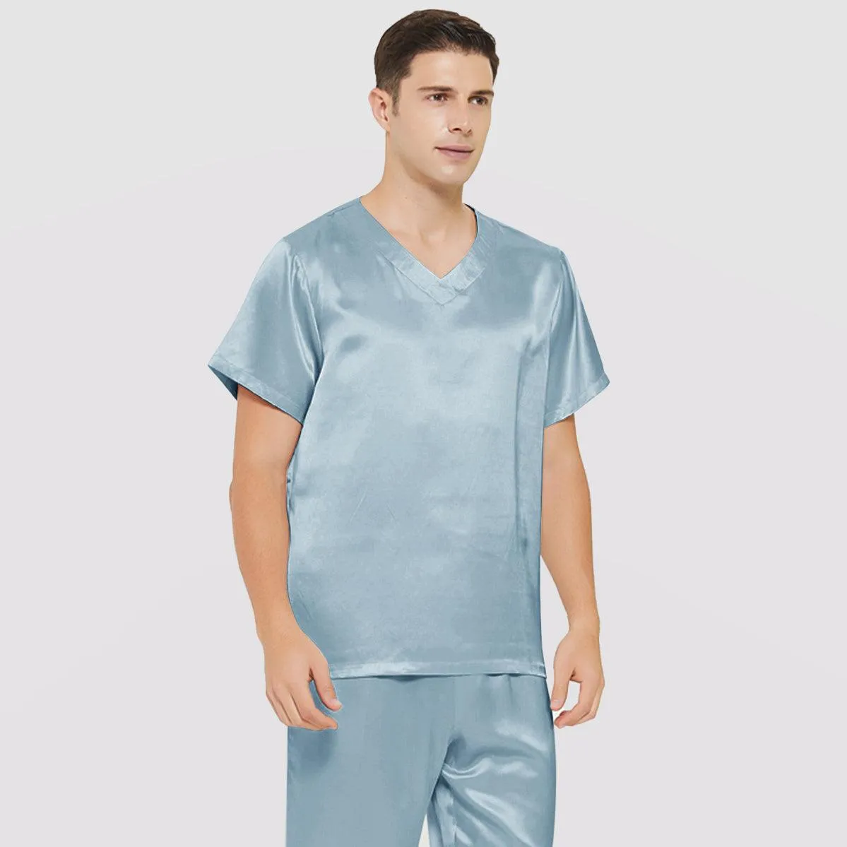 Short Sleeves Mens Silk Pajamas Set  22MM Mulberry Silk 2-piece V Neck Silk Sleepwear